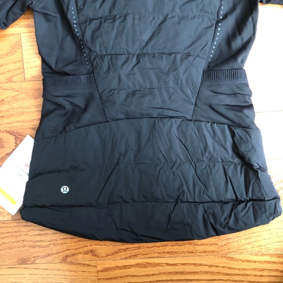 Lululemon Down for It All 700-Down-Fill Black Hooded Jacket Women's Size 4 NWT - Picture 7 of 12